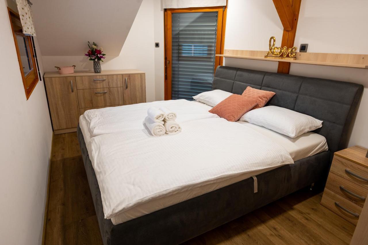 House "Hisca" With Private Terrace, Bbq, Fireplace, Sauna, Hot Tub Mozirje Luaran gambar